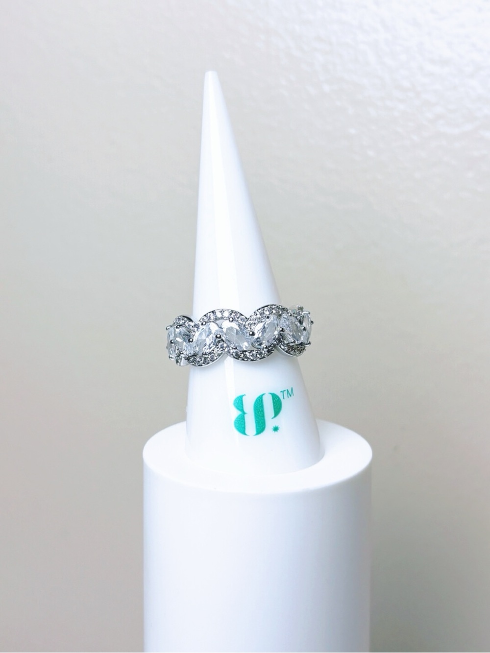 New Bomb Party “Brilliantly Fleeting Forever” Ring Size 9 RG81375